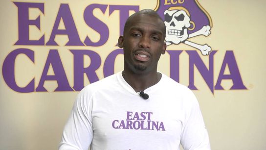 Video of the Day - ECU Football does community service (Video of the Day)