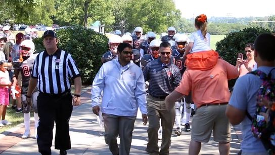 Video of the Day - Maryville College's "One Family"