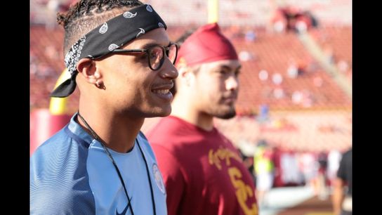 Video of the Day - USC Homecoming 2016 (Video of the Day)