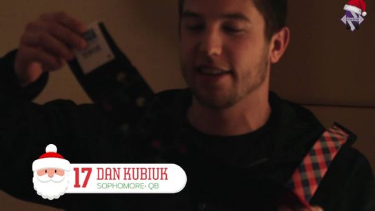 Video of the Day - Christmas with the Northwestern quarterbacks (Video of the Day)