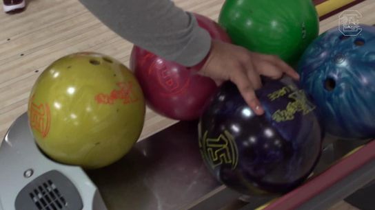 Video of the Day - Bowling at the Birmingham Bowl (Video of the Day)
