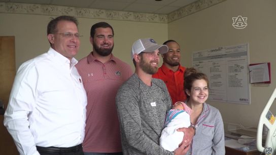 Video of the Day - Auburn Football visits East Alabama Medical Center (Video of the Day)