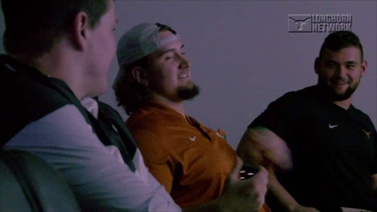 Video: Watch film in the offensive line room at Texas (Texaas)