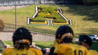 Sources: App State, Dowell Loggains set to tab former SEC head coach into key post (Ole Miss)