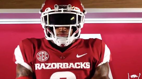 Arkansas unveils new jerseys, retro helmets (uniforms)