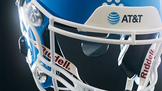AT&T has developed the first 5G smart helmet with a digital display (helmet)