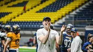 Sources: West Georgia hires bright young OL coach, former Duke player Austin Davis (UWG)