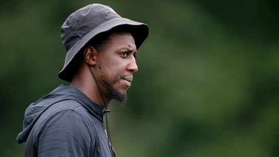 Sources: former Cincy star Binns making leap to FBS assistant coach's position (Brian Kelly)