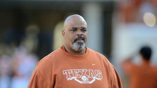 Bo Davis leaving LSU to return to NFL, per report (Brian Kelly)