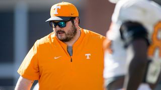 Former Tennessee assistant embroiled in scandal lands Alabama high school coaching job (Brian Niedermeyer)