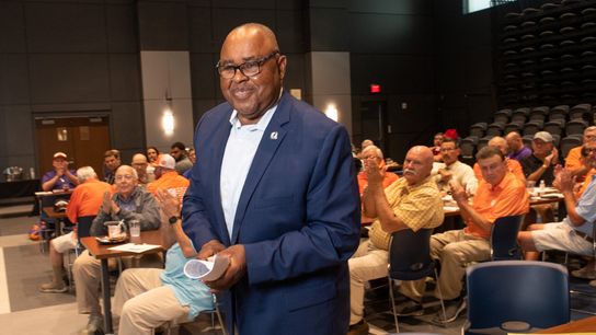 South Carolina State head coach Buddy Pough to retire (Buddy Pough)