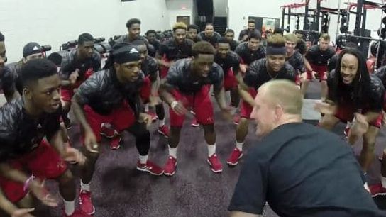 Want your players to love the weight room? Louisiana Lafayette's new strength coach has the key (Top)