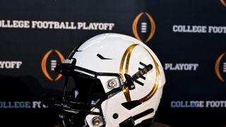 College football is just weeks away ... but the FootballScoop Podcast is back now (Shane Beamer)