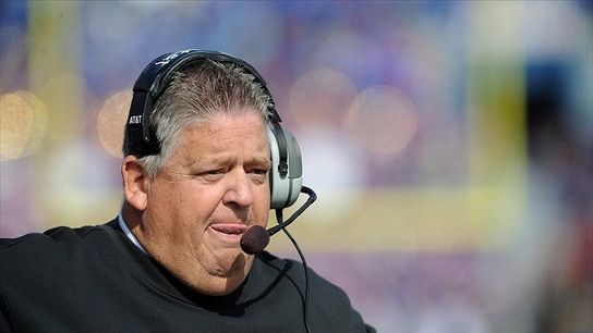Charlie Weis: "If you don't have a mobile QB, you're playing 11-on-10 football" (Big 12)