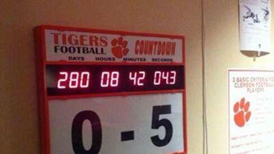 Dabo's reminder to his players about 5 straight losses to South Carolina