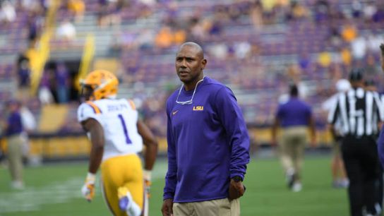 Sources: Steve Sarkisian making strong push to hire key LSU assistant (LSU)