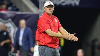 Anyone want to coach corners for Houston? (Houston)