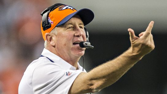 John Fox: "As a head coach, my job is to motivate and manage the football team." (NFL)
