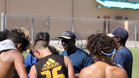 High school coach resigns after being told he scored too many points (Featured)