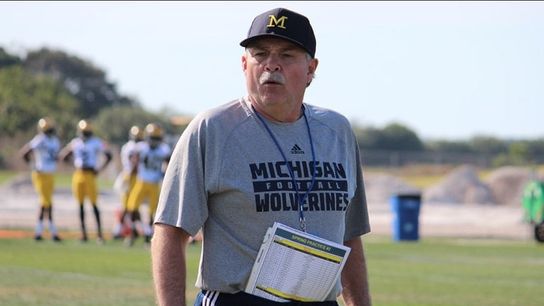 Sources: Arizona's Fisch working to land big one for DC