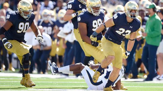 You're going to want to see Brian Kelly giving Drue Tranquill a game ball after tearing his ACL (Featured)