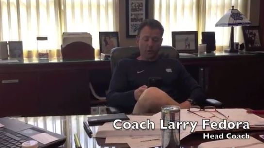Video: Larry Fedora and his Tar Heels read mean tweets (Larry Fedora)
