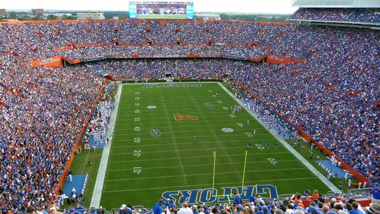 Sources: Florida poised to upgrade secondary with veteran assistant (Ron English)