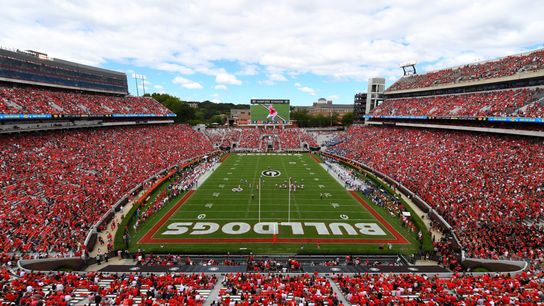 Georgia encouraging fans to wear pink in honor of Wendy Anderson (Arkansas State)