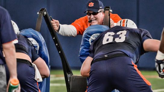The 15 most common phrases used (and often yelled) by offensive line coaches (Featured)