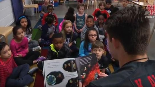 Video of the Day - Read Across America Day with Houston Football (Video of the Day)