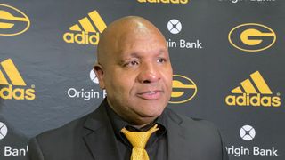 Sources: Hue Jackson and Grambling are parting ways (Oakland Raiders)