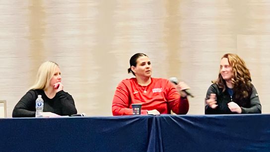 How the Women's DFO Panel showcased a key part of college football's off-the-field growth (women's clinic)