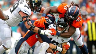 The Jaguars and Falcons are in the weirdest Twitter spat ever (twitter)