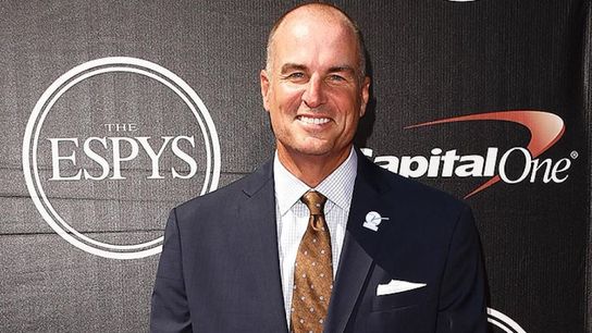 Jay Bilas shares how social media and today's society have changed the coaching profession (Featured)