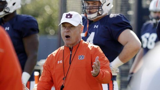 Coaching veteran of 40 years shares lessons learned on connecting with this new generation of players (offensive line)