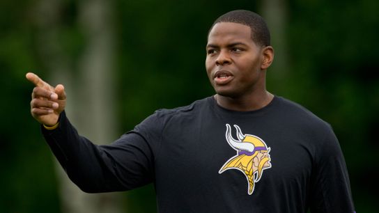 Former USC, NFL D-line coach Kenechi Udeze joins Houston staff (Kenechi Udeze)