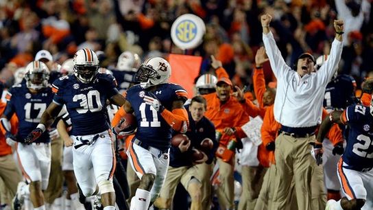 21 beautiful sights, sounds, smells, and sensations that make football special (moments)