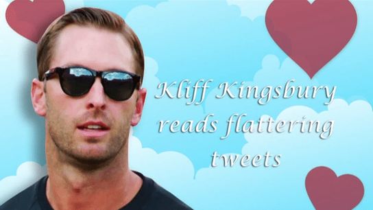 Video: Kliff Kingsbury reads flattering tweets about Kliff Kingsbury (Kliff Kingsbury)