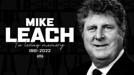 Charismatic, iconic college coach Mike Leach has died (Tim Couch)