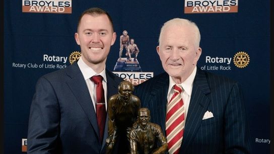 These Broyles Award speeches will be the best coaching education you receive all week (Featured)