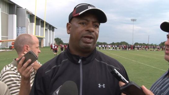 Clemson reportedly adding former SEC defensive coordinator to staff