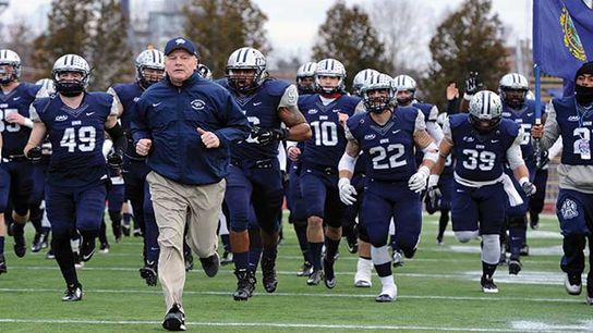 Sources: New Hampshire adding former Duke Blue Devil to offensive staff (Charles Watkins)