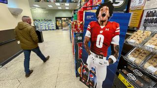 Opendorse tabs NIL market at more than $4 billion, up 50 percent from previous estimate (College Football NIL)