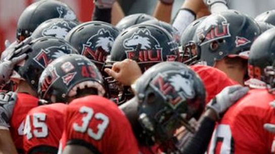 Northern Illinois has chosen its field design (field designs)