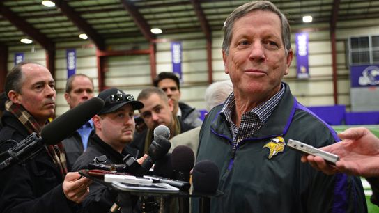 Former NFL coach Norv Turner is trying his hand at writing country music (norv turner)