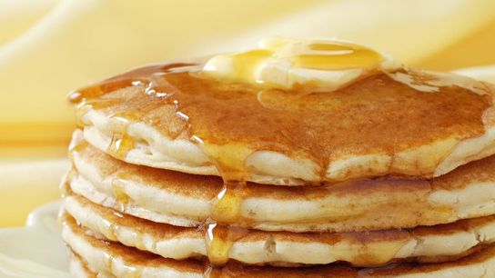 High school OL coach has the sweetest sideline celebration for in-game pancakes (celebration)