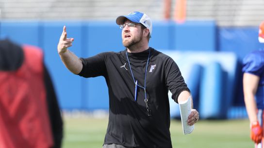 Florida reportedly set to lose defensive play caller and raid Alabama staff for replacement