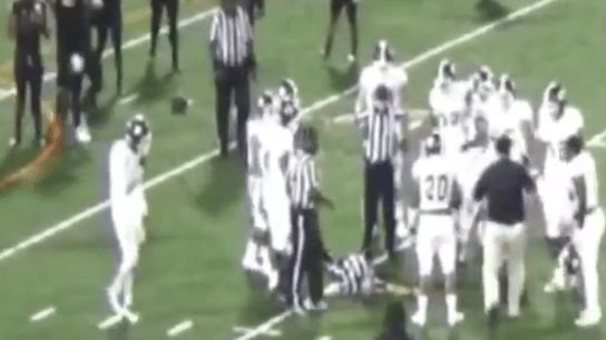 Video: JuCo offensive lineman arrested after punching referee (juco)