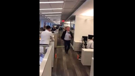 Video: Roger Goodell runs the 40 alongside NFL office cubicles (NFL)