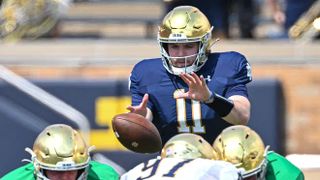 Sources: Notre Dame working to hire legacy alum, former quarterback for key off-field role (Ron Powlus)